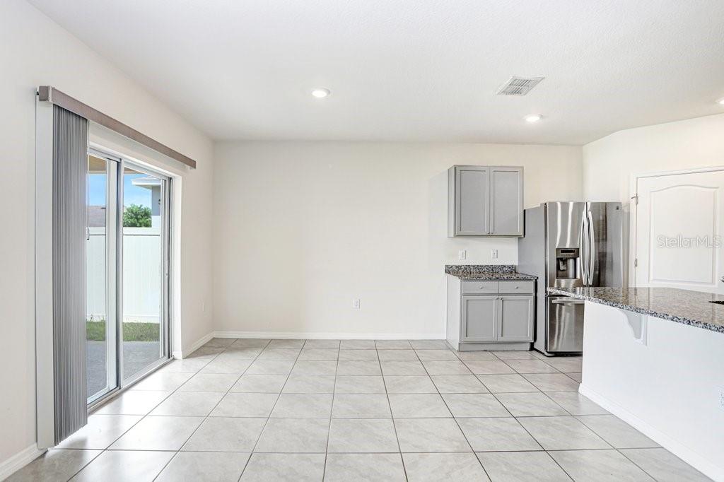 Image 14 of 46 For 1125 Torrente Lane