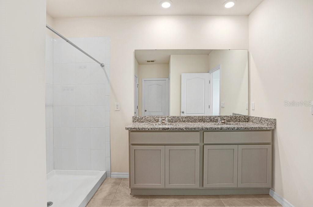 Image 22 of 46 For 1125 Torrente Lane