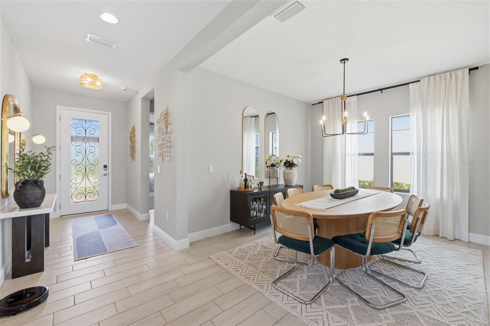 Image 18 of 60 For 8310 Carrhill Place