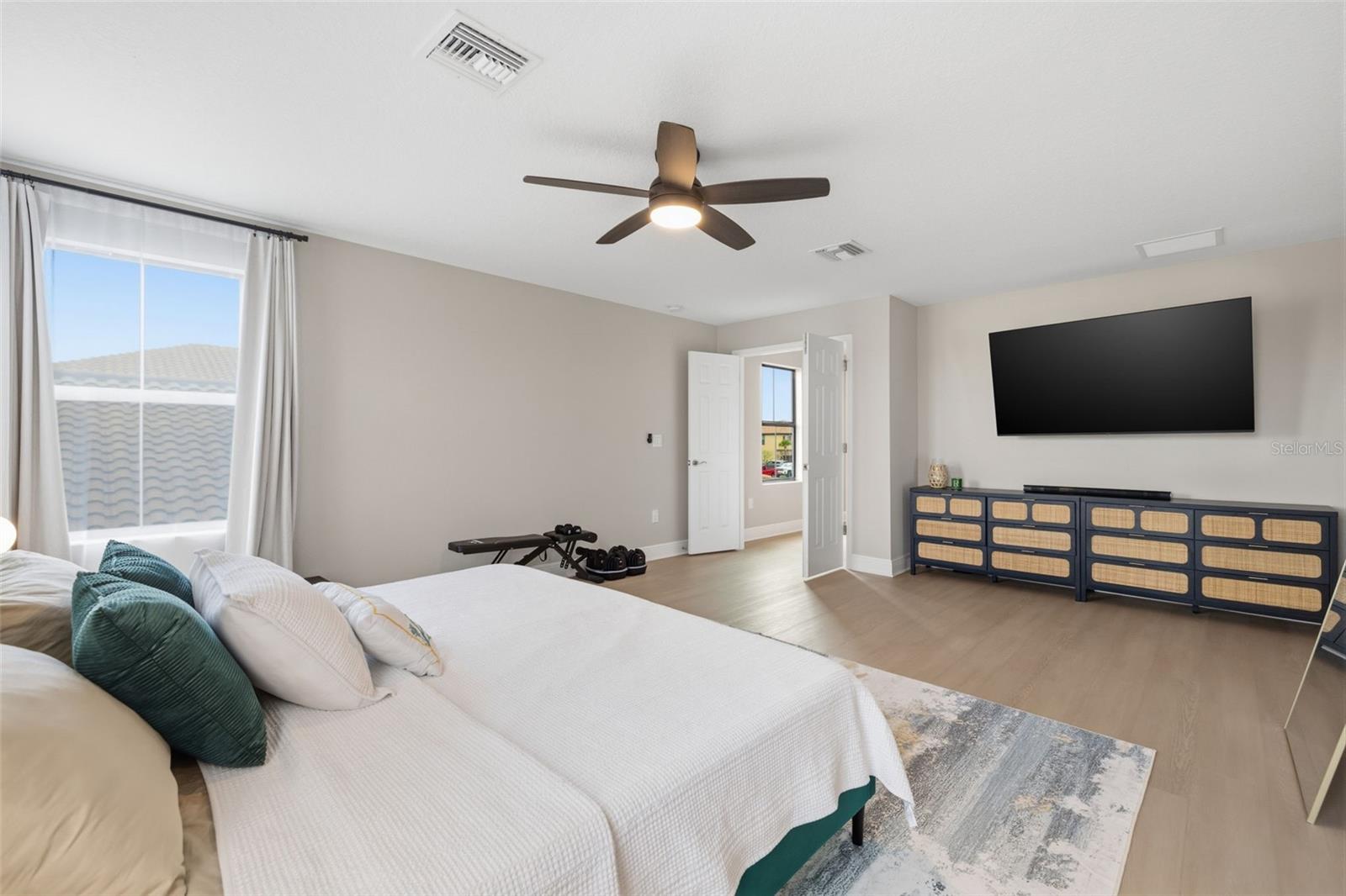 Image 25 of 60 For 8310 Carrhill Place