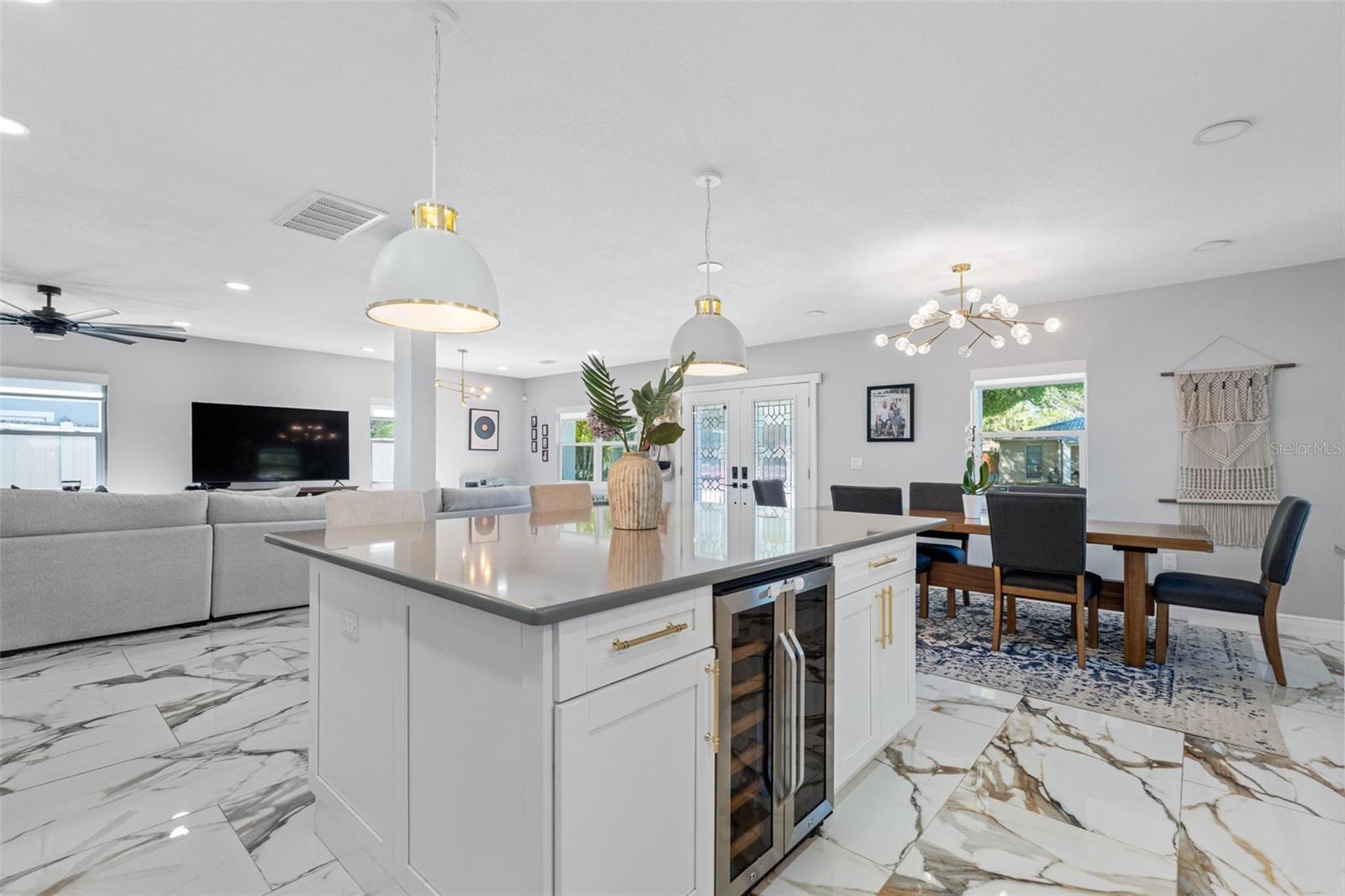 Image 11 of 37 For 3922 Bay View Avenue