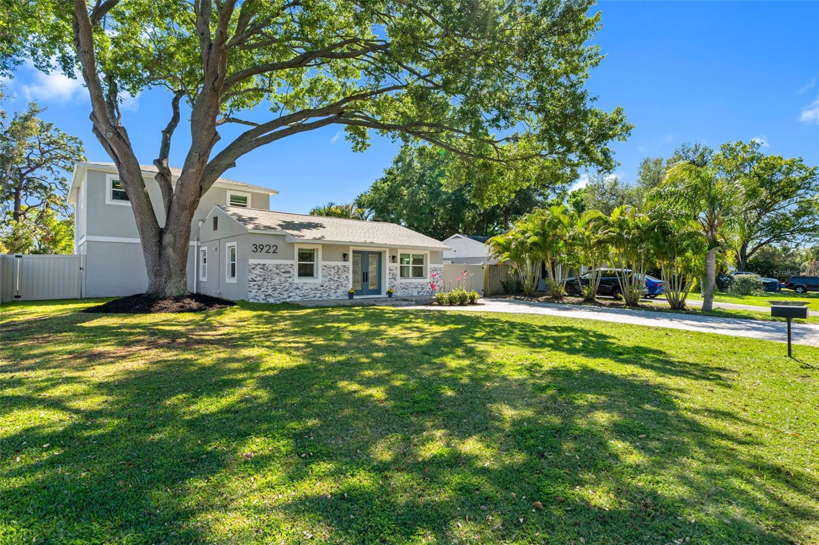 Image 25 of 37 For 3922 Bay View Avenue