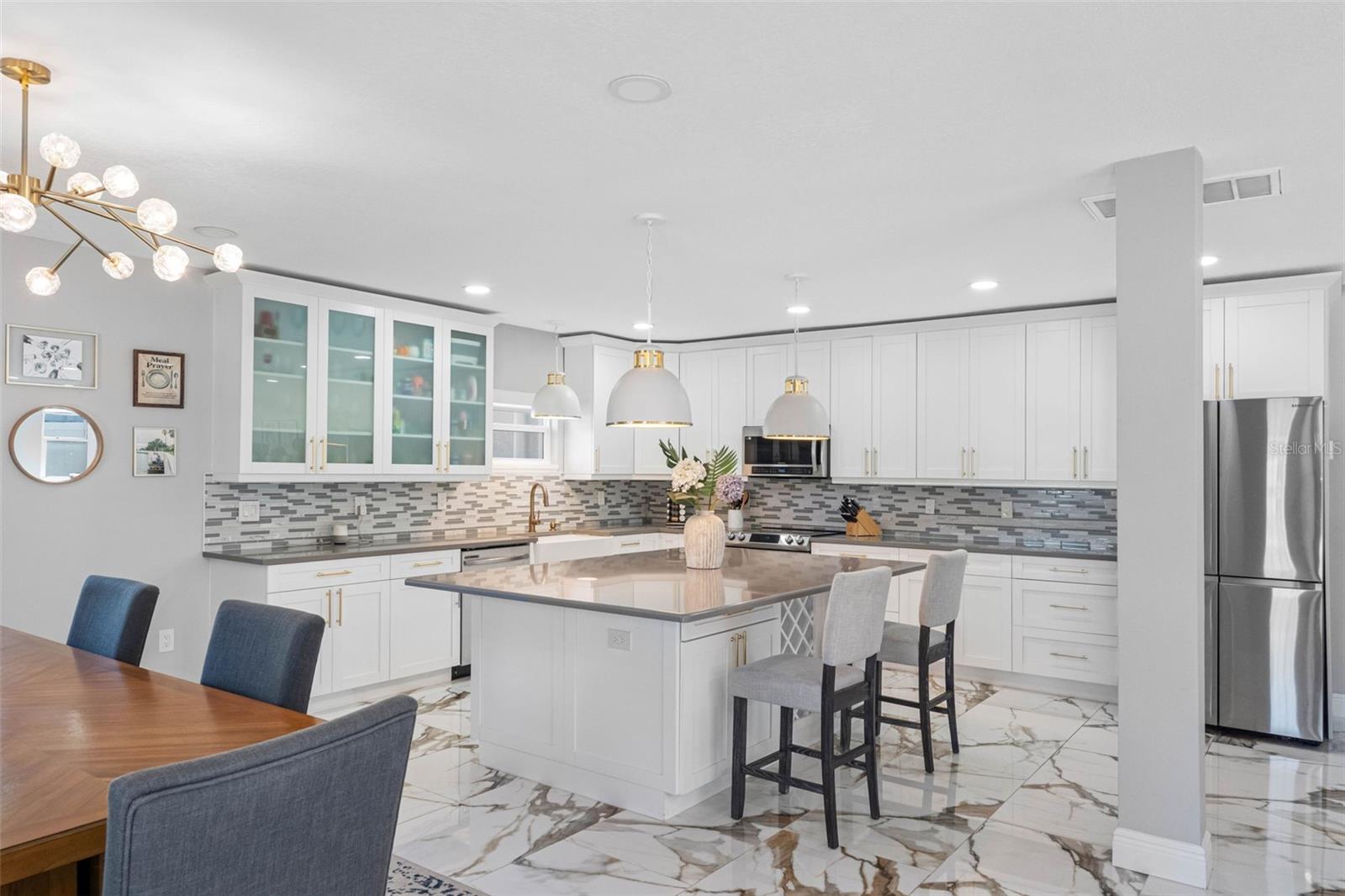 Image 6 of 37 For 3922 Bay View Avenue