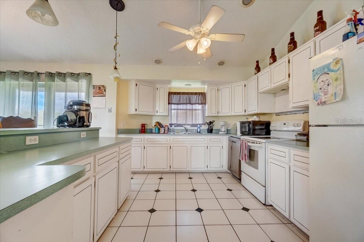 Image 11 of 29 For 2950 Flounder Creek Road