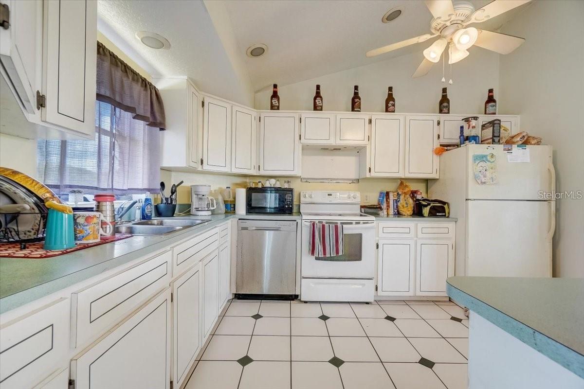 Image 12 of 29 For 2950 Flounder Creek Road