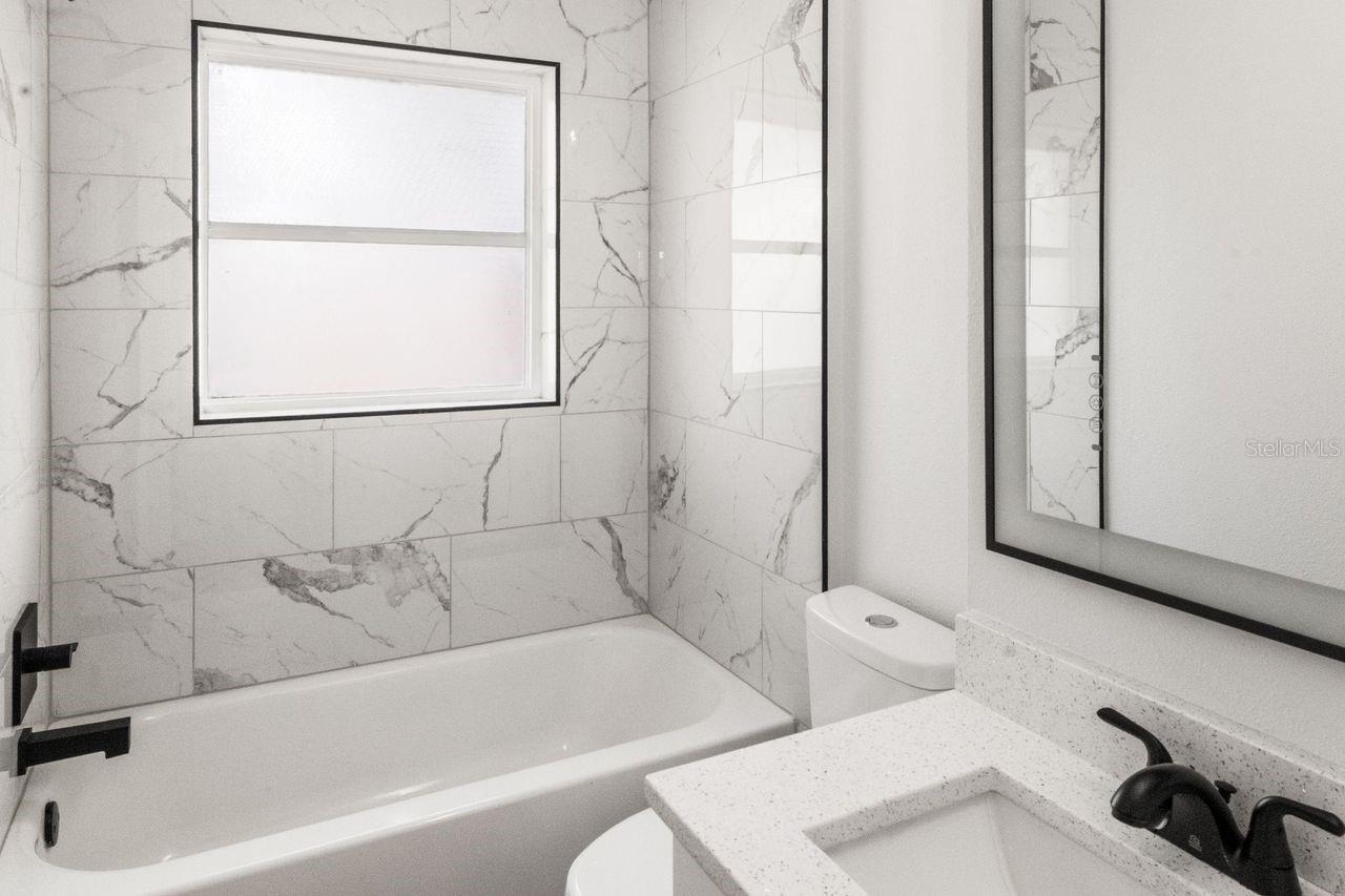 Image 14 of 28 For 4403 Golfwood Boulevard