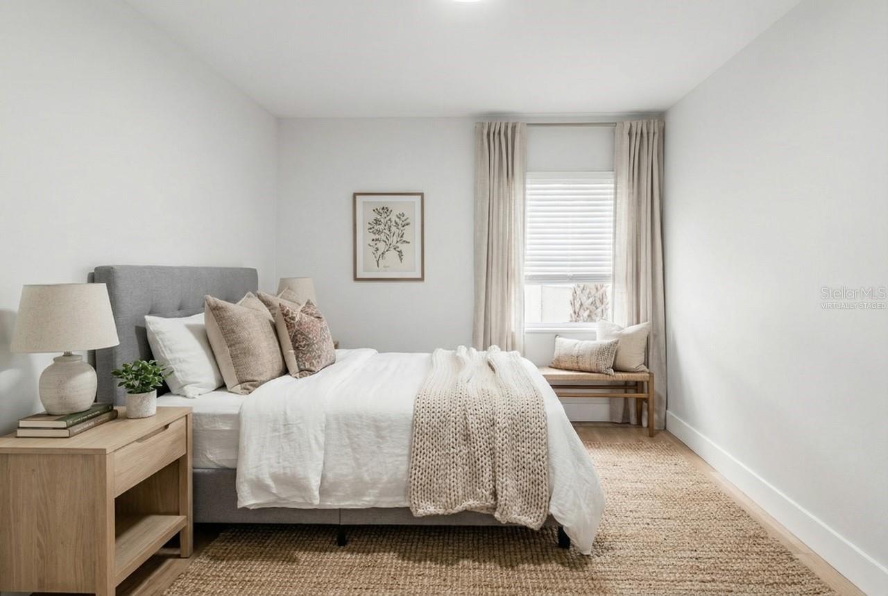 Image 15 of 28 For 4403 Golfwood Boulevard