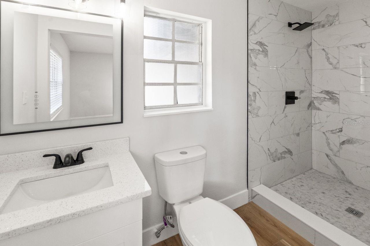 Image 19 of 28 For 4403 Golfwood Boulevard