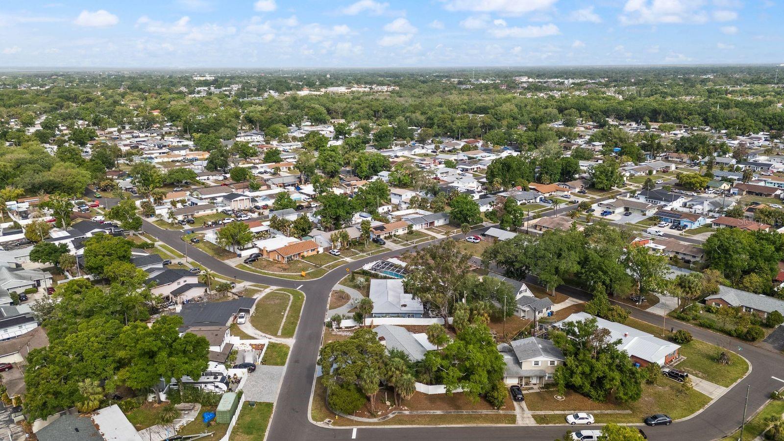 Image 26 of 28 For 4403 Golfwood Boulevard