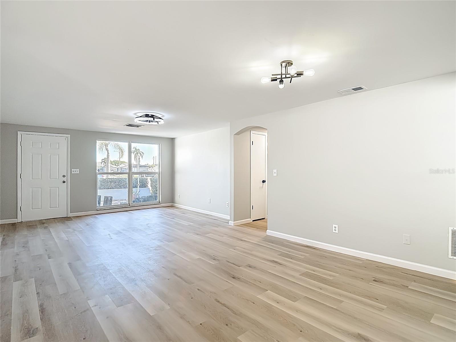 Image 6 of 26 For 5710 Bittersweet Drive