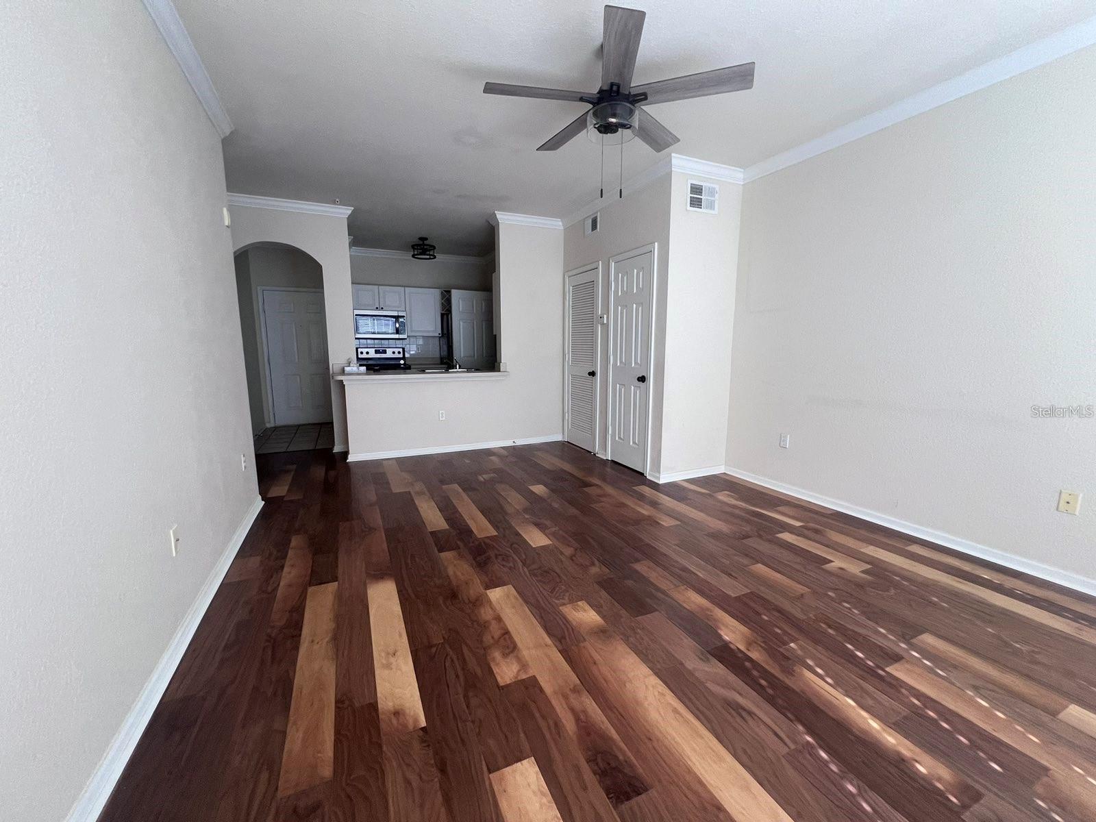 Image 3 of 21 For 1216 Missouri Avenue 426