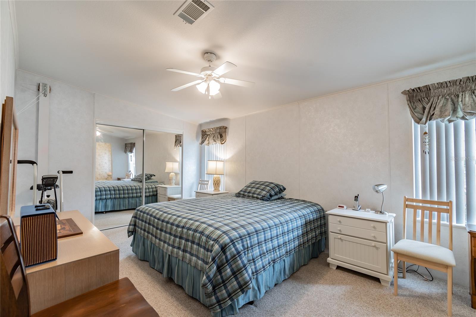 Image 12 of 30 For 35005 Fraser Street