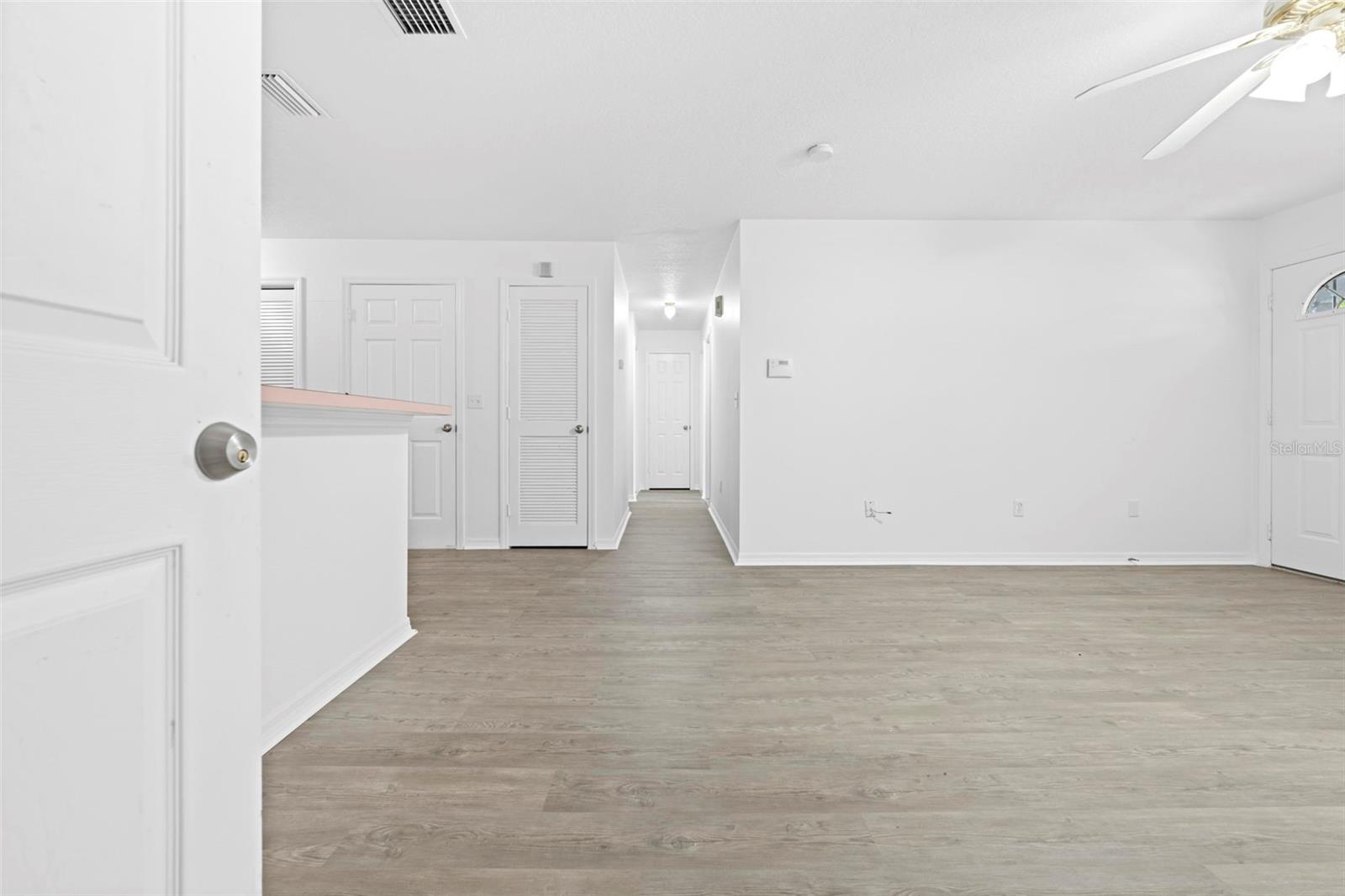 Image 3 of 40 For 37407 Branch Avenue