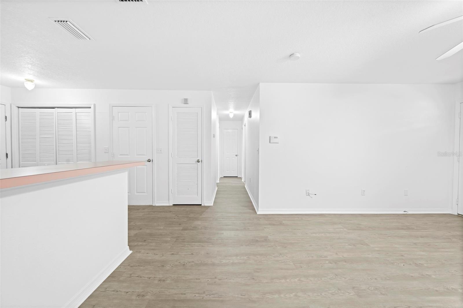 Image 7 of 40 For 37407 Branch Avenue