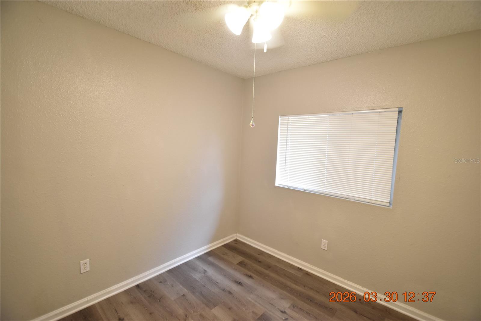 Image 20 of 39 For 2014 Linebaugh Avenue