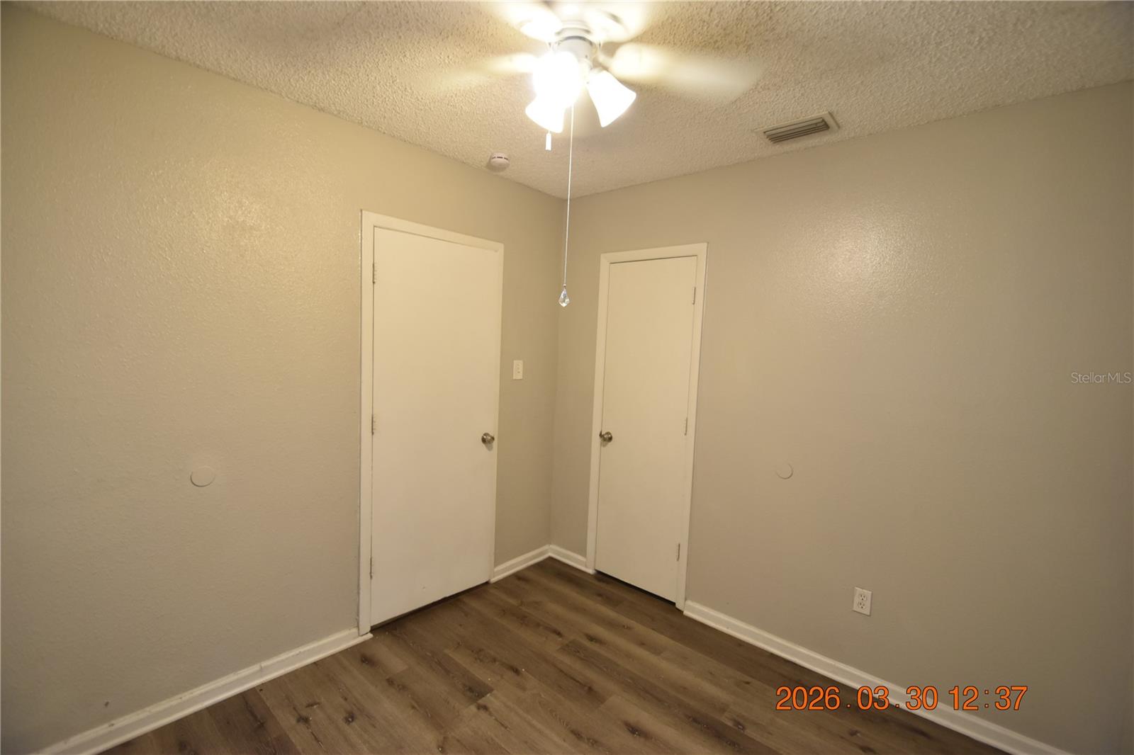 Image 22 of 39 For 2014 Linebaugh Avenue