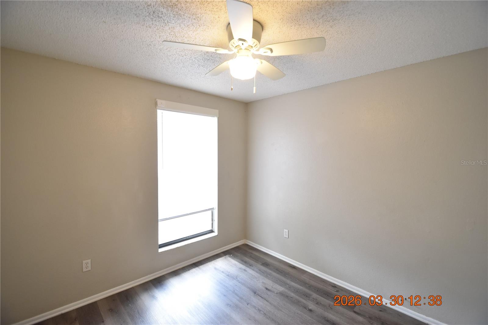 Image 24 of 39 For 2014 Linebaugh Avenue