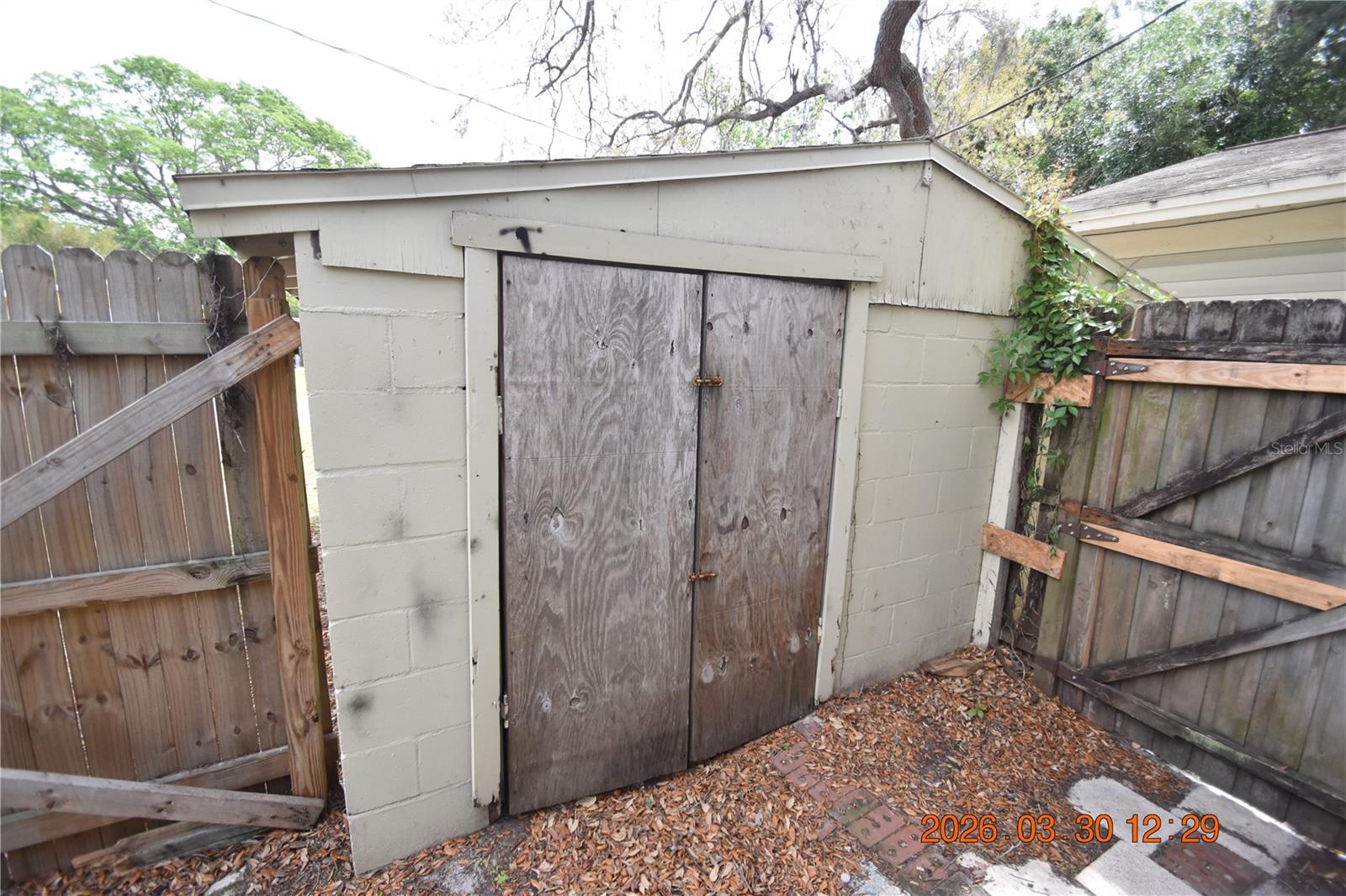 Image 33 of 39 For 2014 Linebaugh Avenue