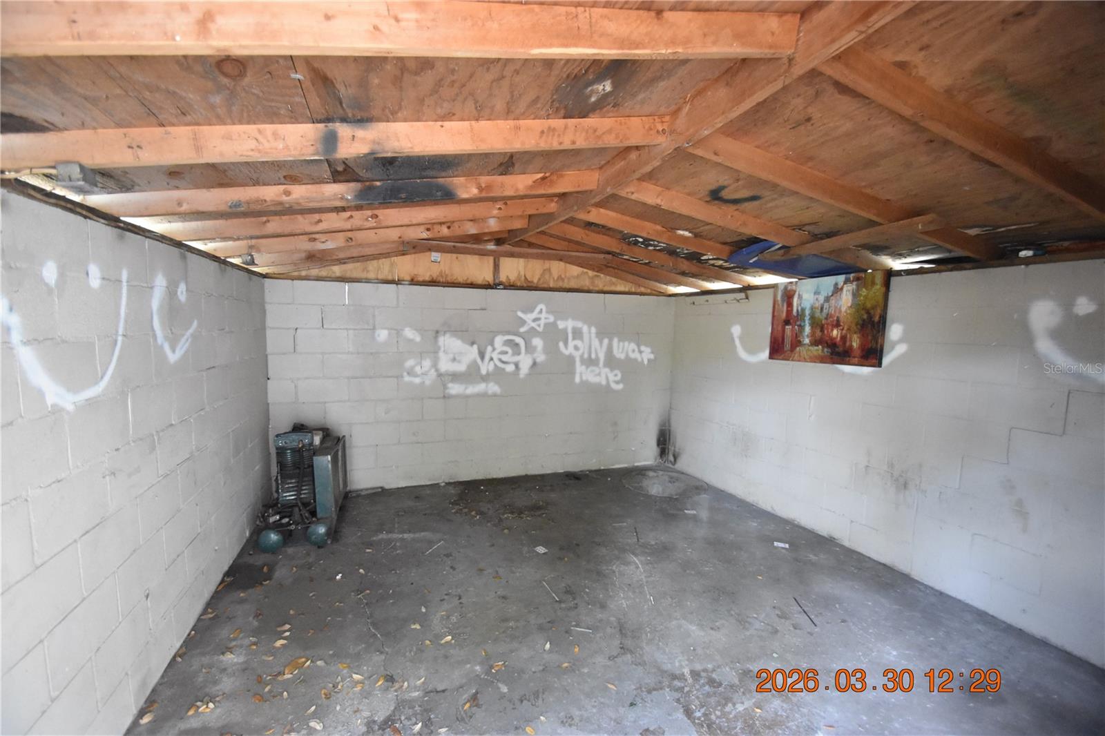 Image 34 of 39 For 2014 Linebaugh Avenue