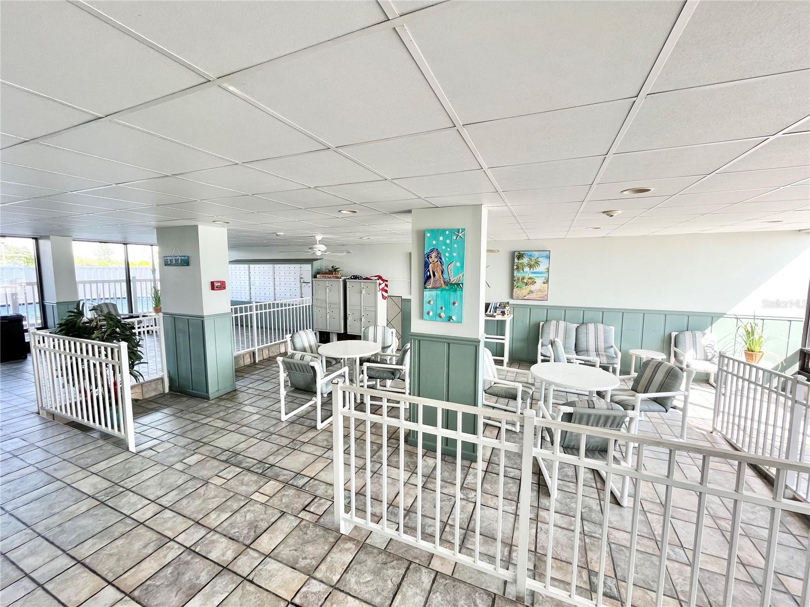 Image 15 of 17 For 18650 Gulf Boulevard 315