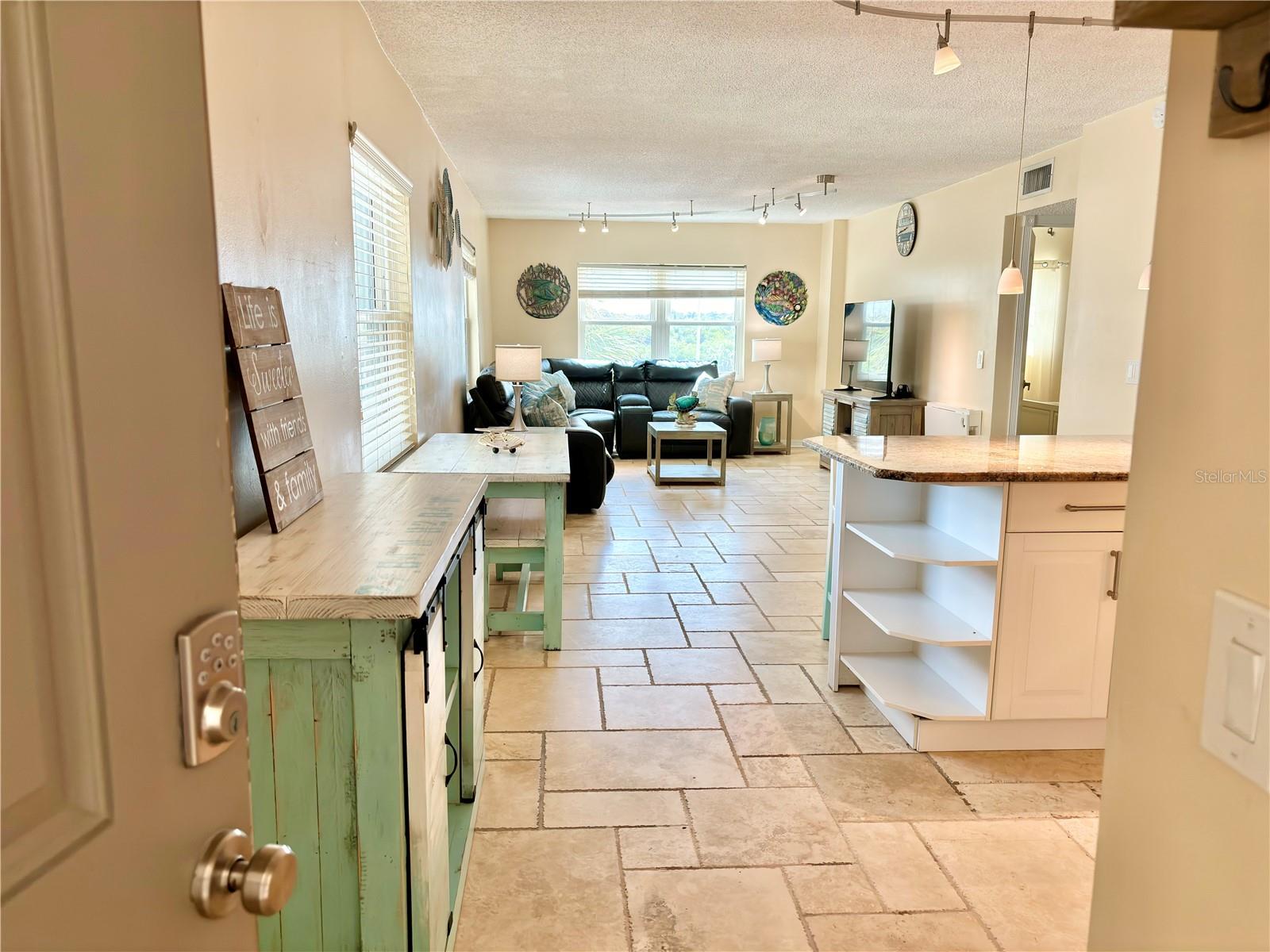 Image 2 of 17 For 18650 Gulf Boulevard 315