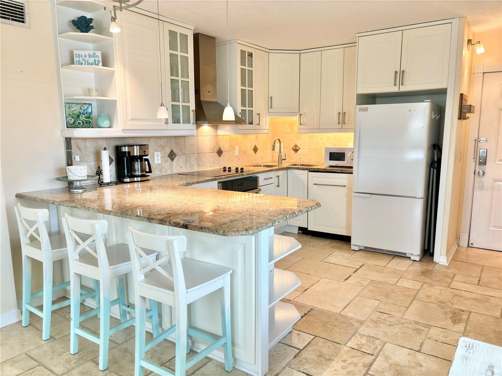 Image 4 of 17 For 18650 Gulf Boulevard 315