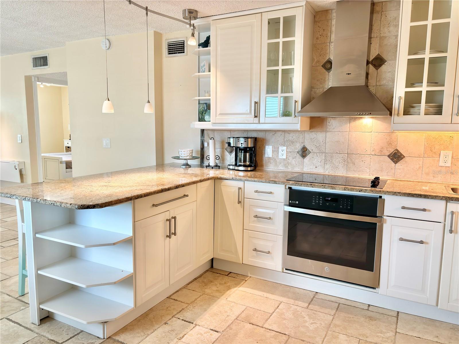 Image 5 of 17 For 18650 Gulf Boulevard 315