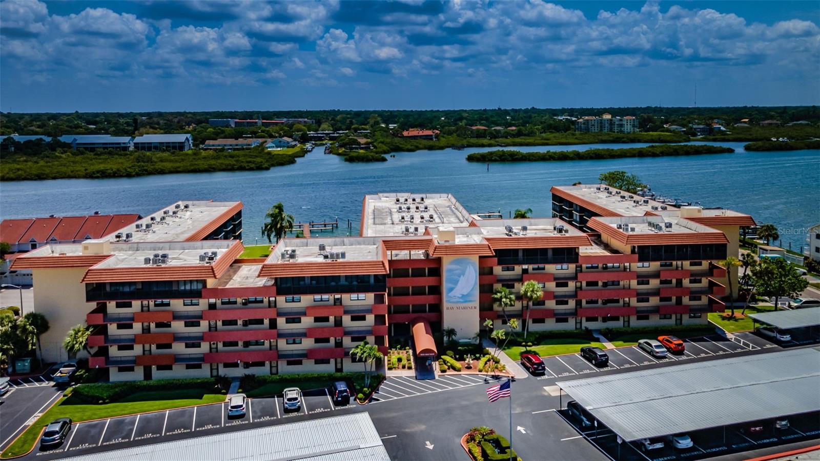 Image 11 of 24 For 19701 Gulf Boulevard 112