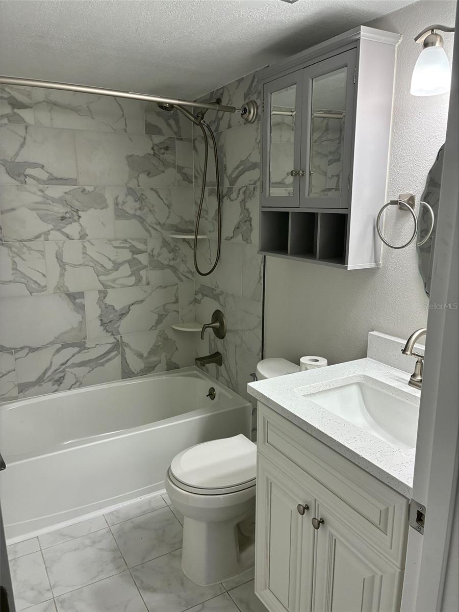 Image 8 of 24 For 19701 Gulf Boulevard 112