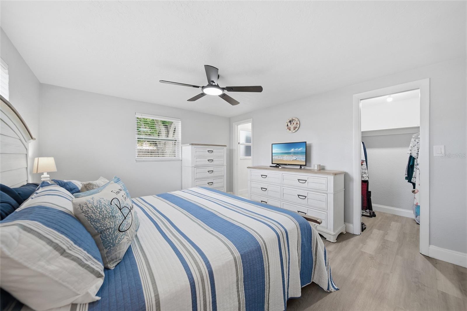 Image 13 of 28 For 1446 Weyford Lane