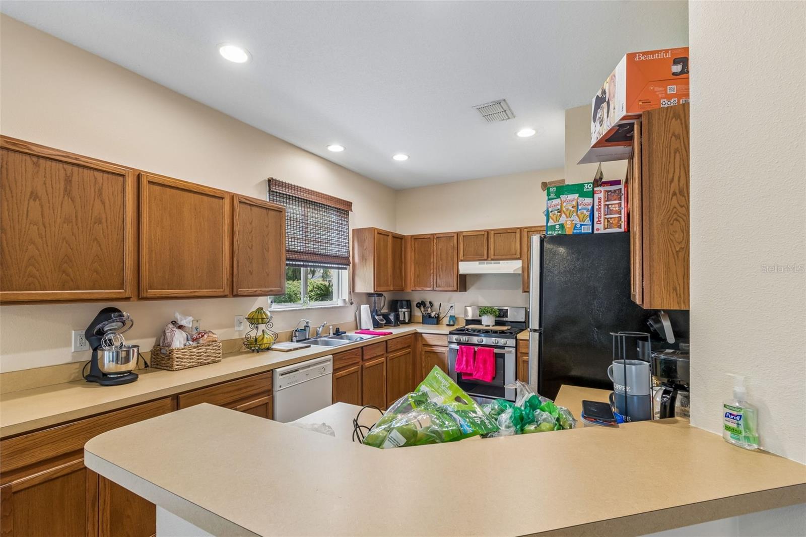 Image 14 of 57 For 2401 Silvermoss Drive