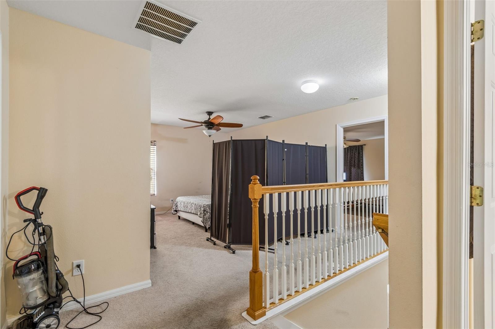 Image 24 of 57 For 2401 Silvermoss Drive