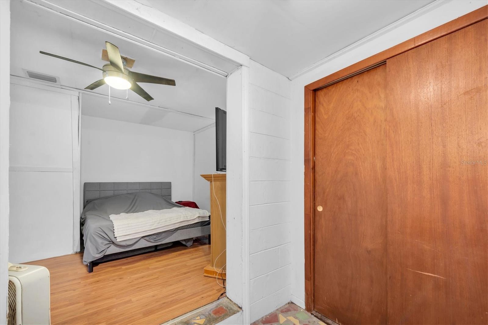 Image 18 of 36 For 1846 51st Street S