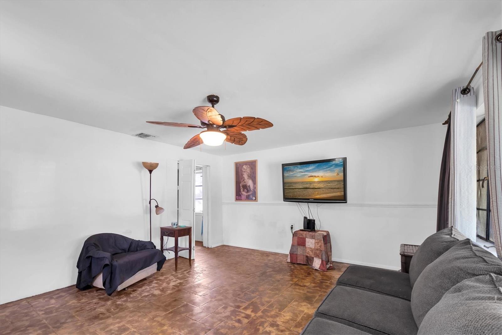 Image 2 of 36 For 1846 51st Street S