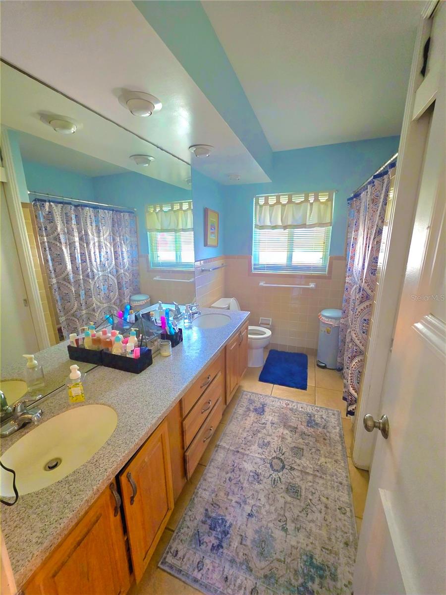 Image 12 of 17 For 805 Keene Road