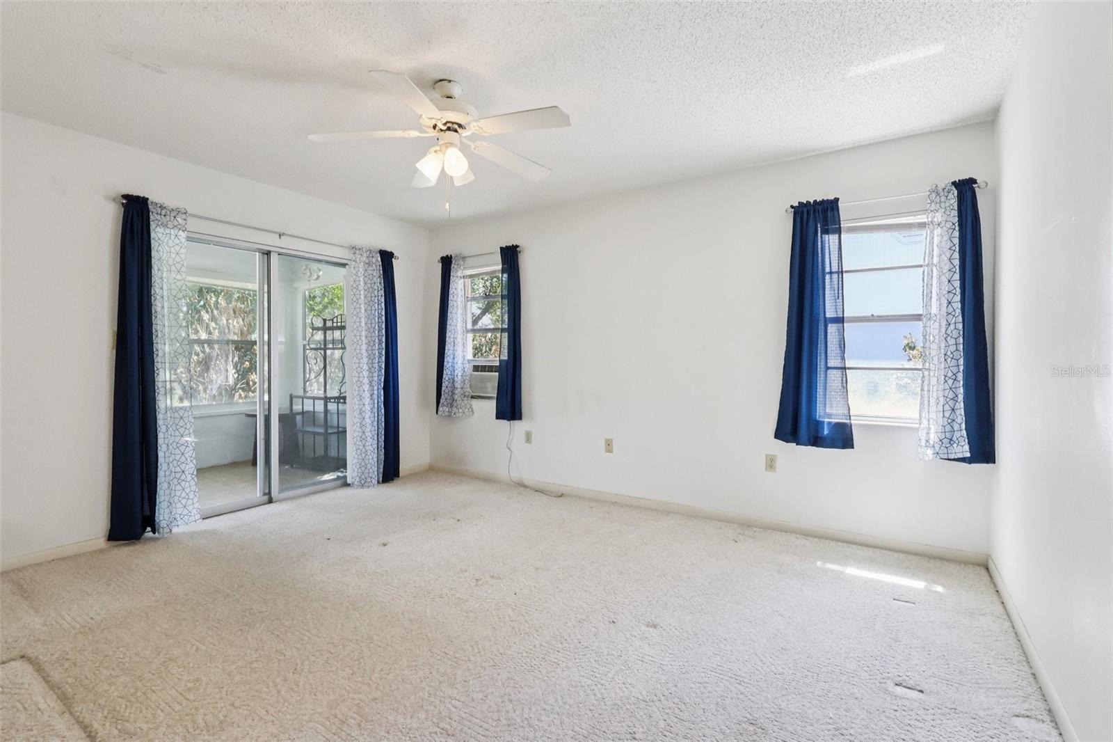 Image 12 of 22 For 12 Sun Air Boulevard E