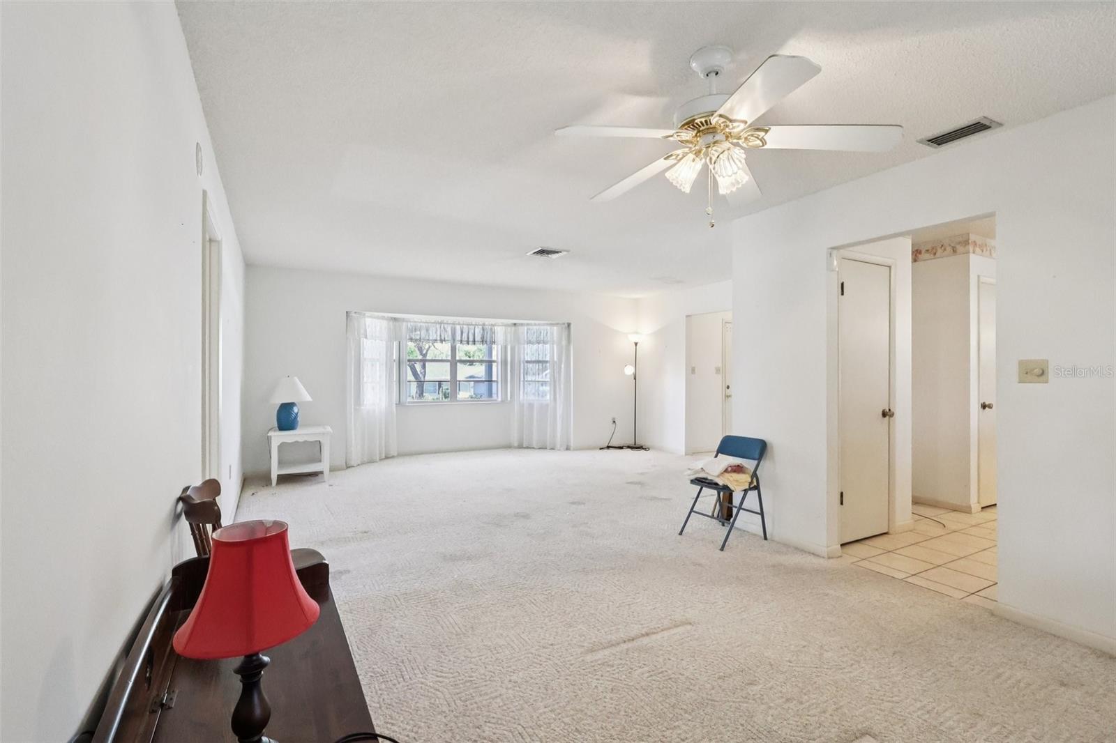 Image 4 of 22 For 12 Sun Air Boulevard E