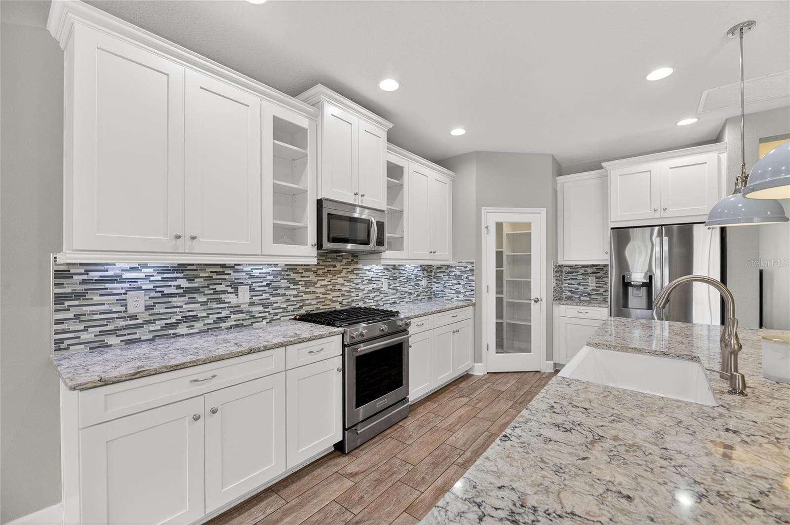 Image 14 of 80 For 5130 Admiral Pointe Drive