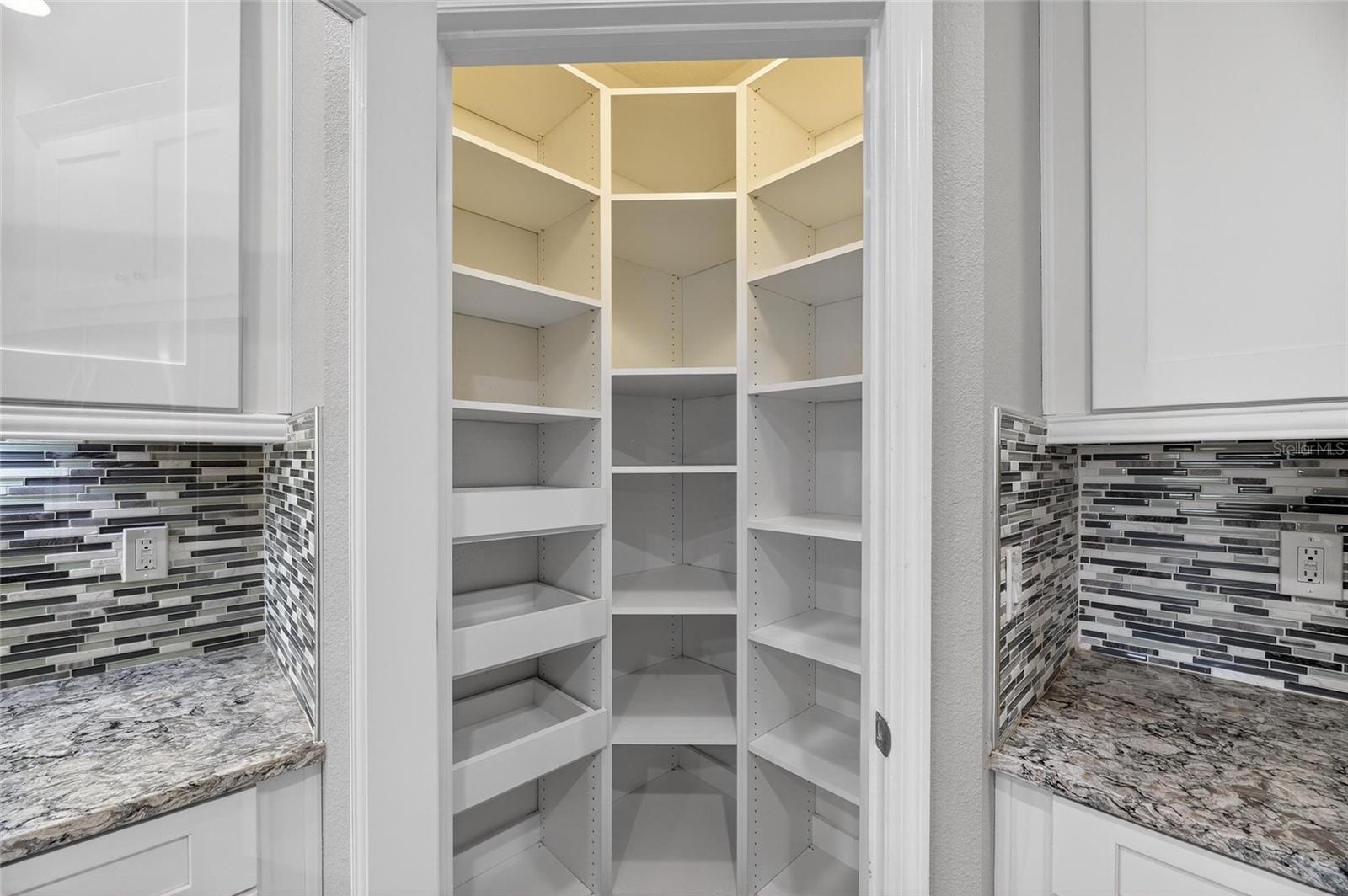 Image 19 of 80 For 5130 Admiral Pointe Drive