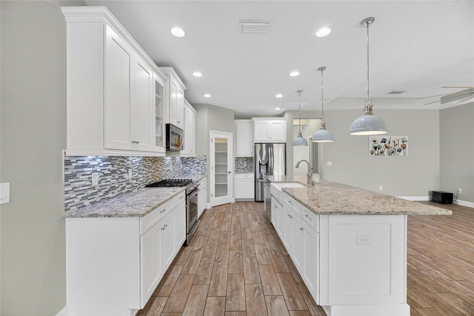 Image 9 of 80 For 5130 Admiral Pointe Drive