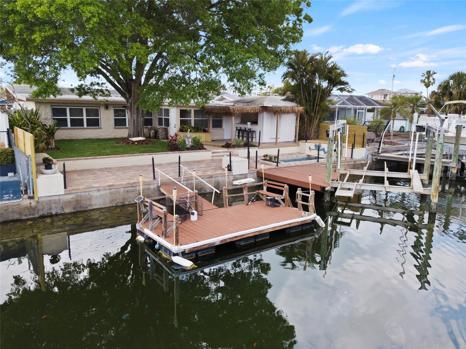 Listing photo id 37 for 13626 Allyn Drive