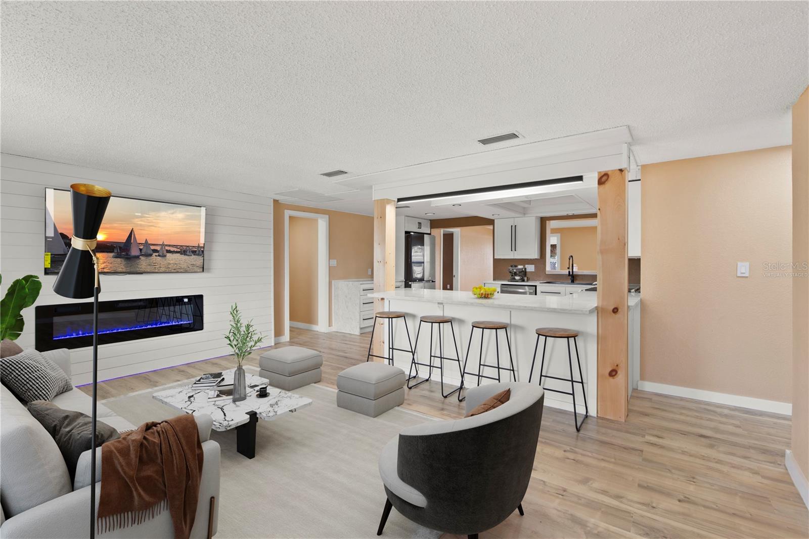 Listing photo id 3 for 13626 Allyn Drive