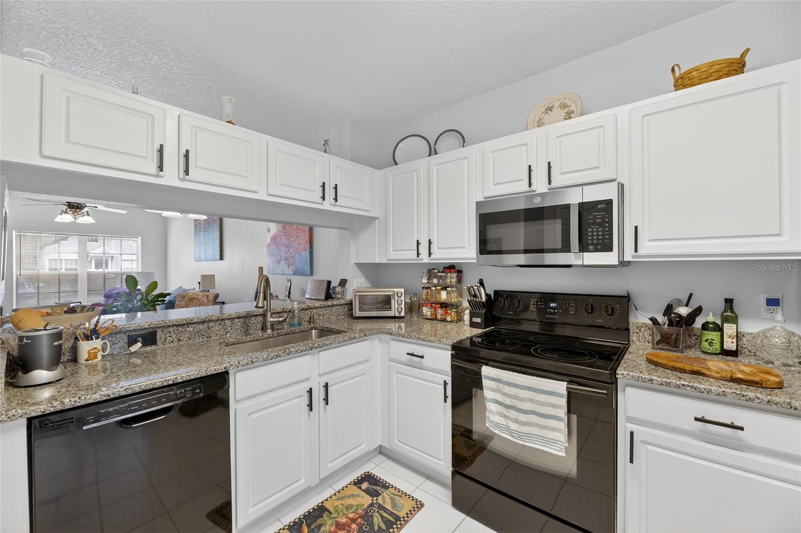 Image 21 of 48 For 2371 Lake Woodberry Circle