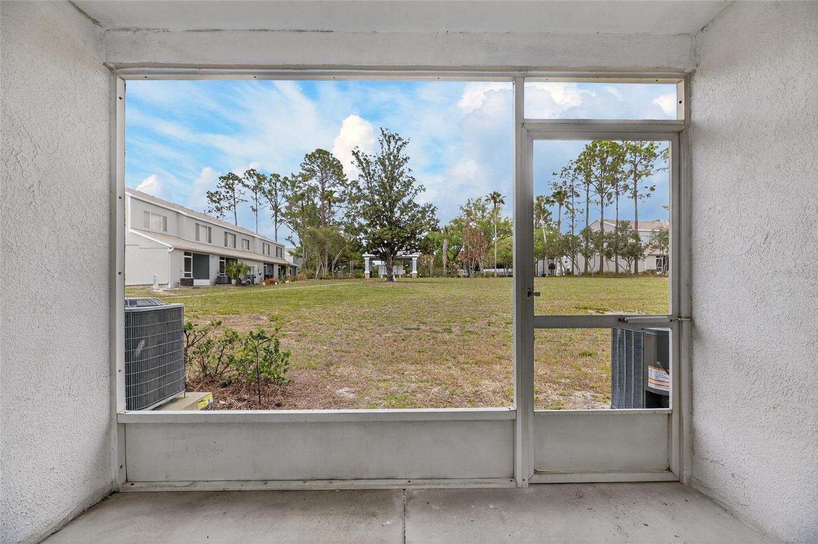 Image 39 of 48 For 2371 Lake Woodberry Circle