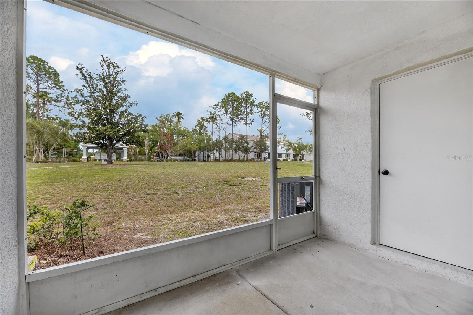 Image 41 of 48 For 2371 Lake Woodberry Circle