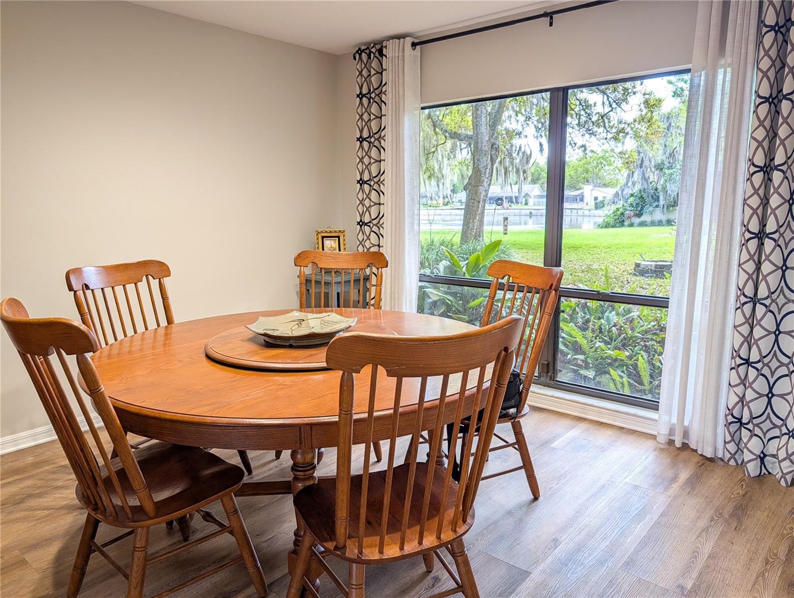 Image 10 of 42 For 1711 Magdalene Manor Drive