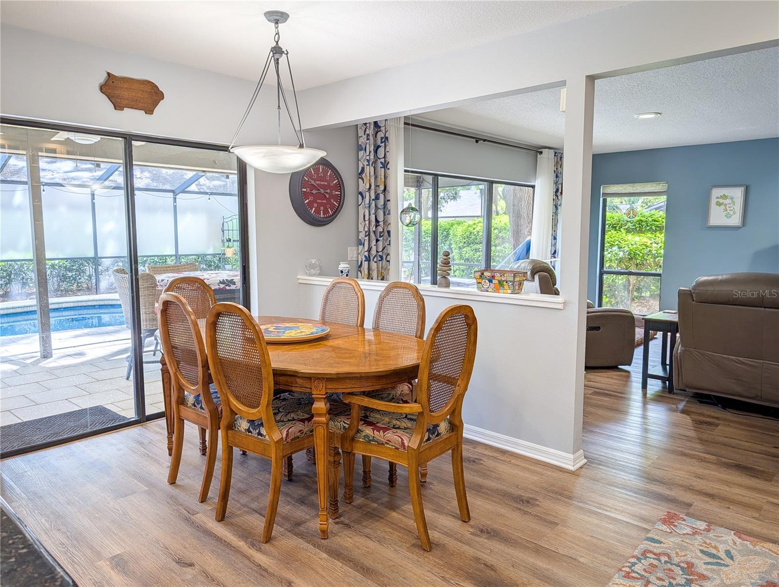 Image 16 of 42 For 1711 Magdalene Manor Drive