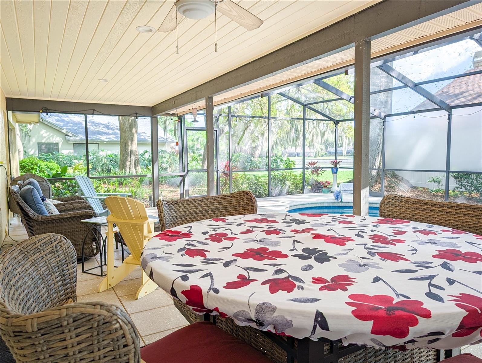 Image 21 of 42 For 1711 Magdalene Manor Drive