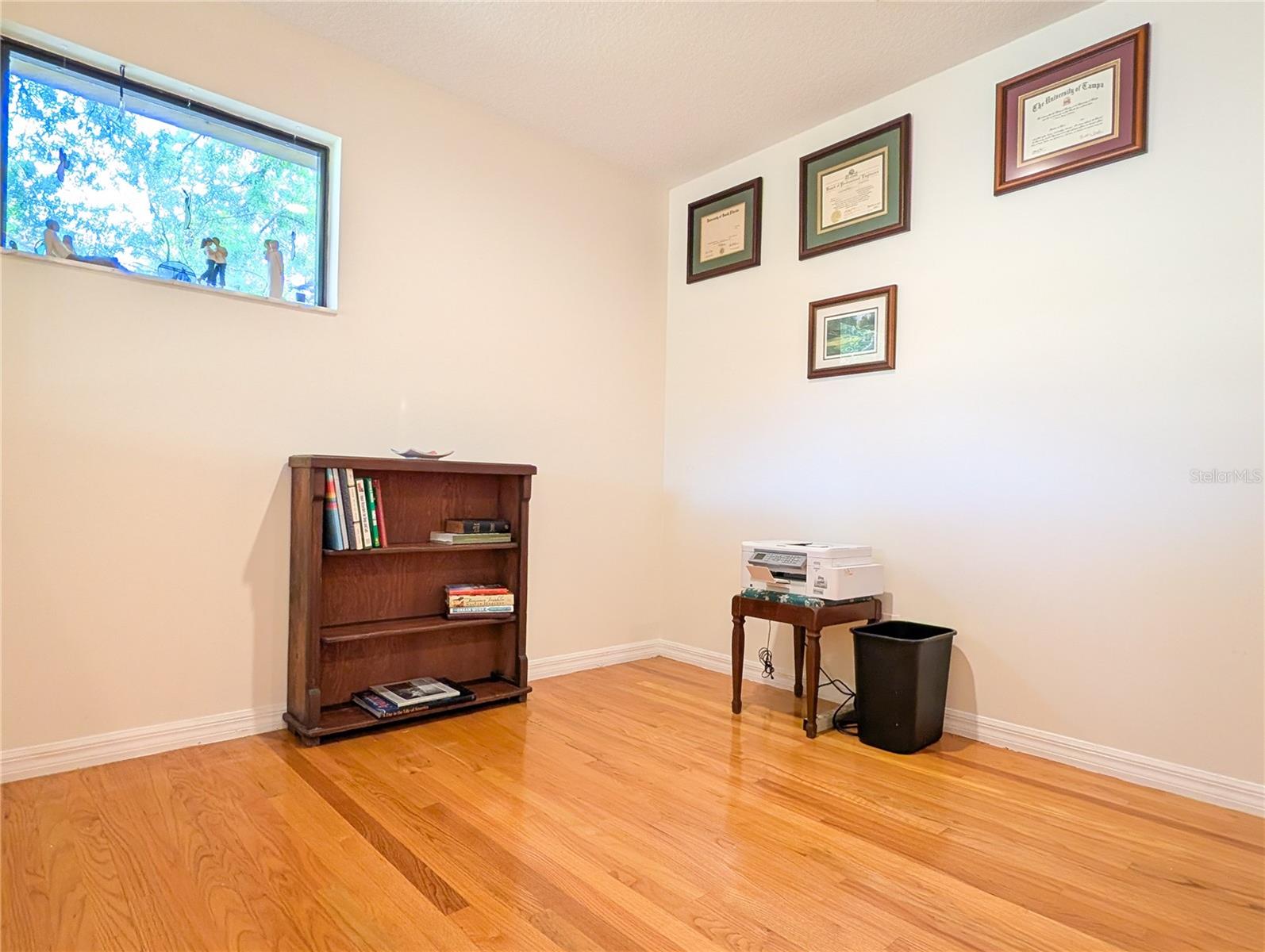 Image 27 of 42 For 1711 Magdalene Manor Drive