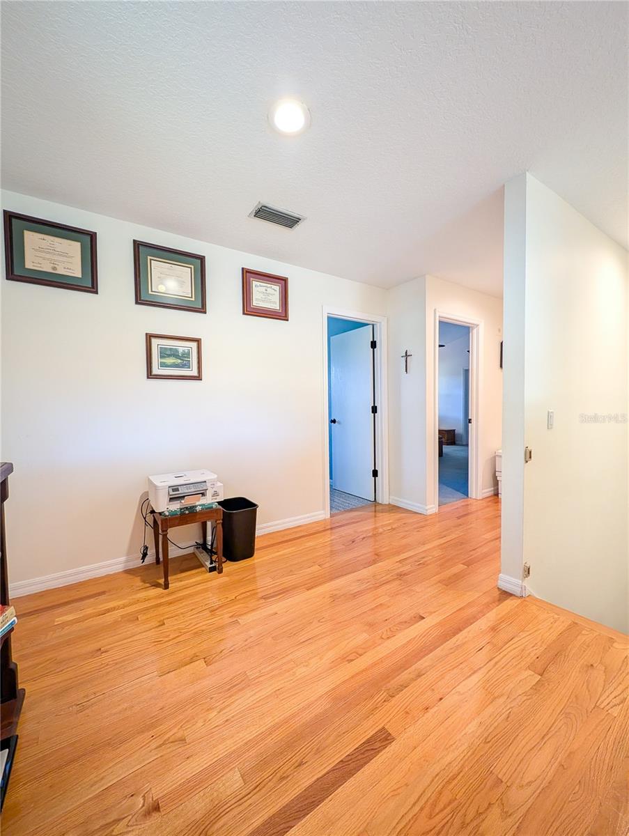 Image 28 of 42 For 1711 Magdalene Manor Drive